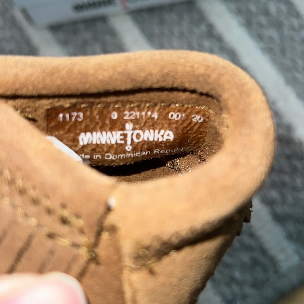 Authentic New in Box, Minnetonka Infant’s Star Riley Bootie Dusty Brown